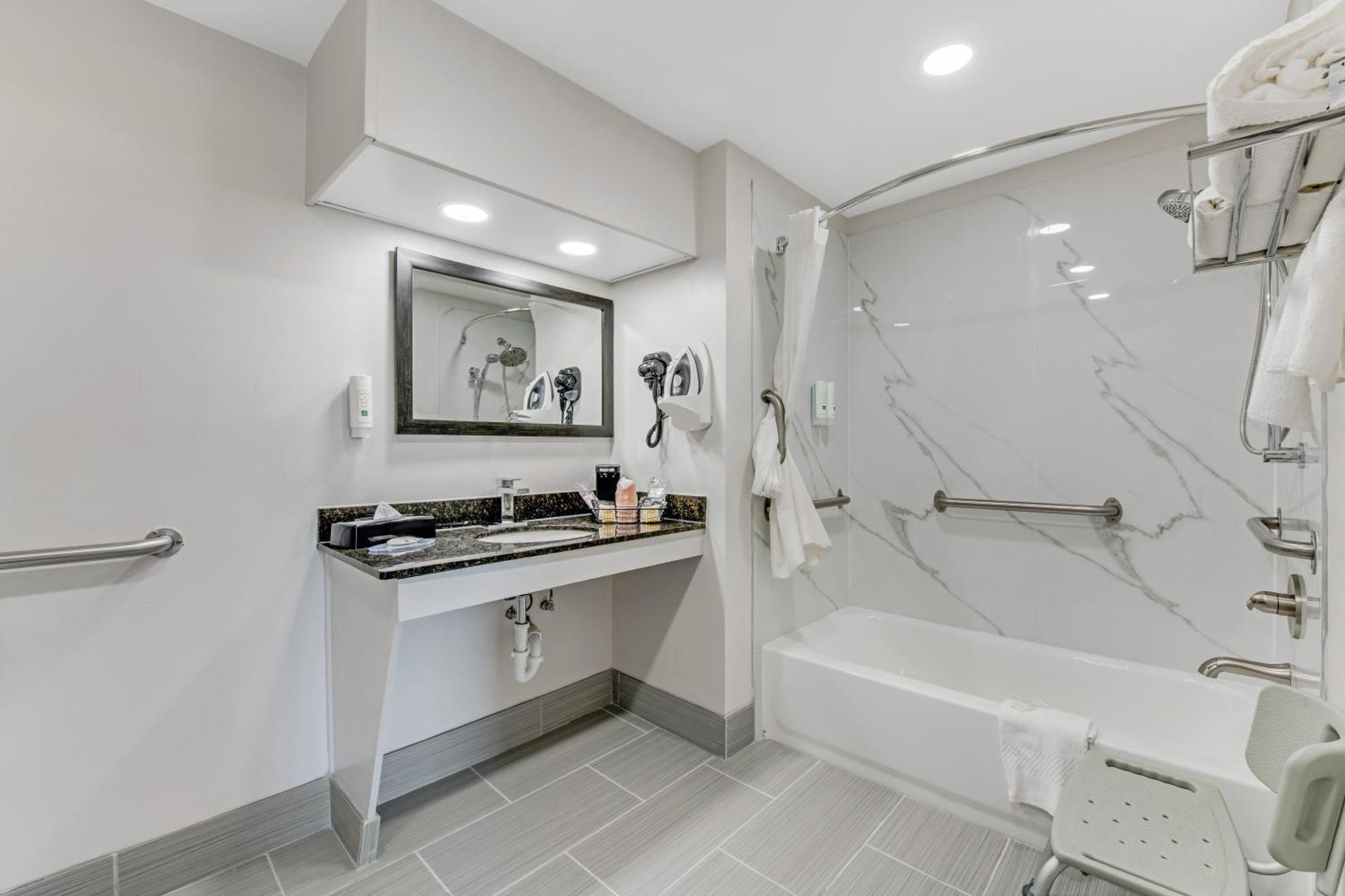 Quality Inn Laurinburg Εξωτερικό φωτογραφία