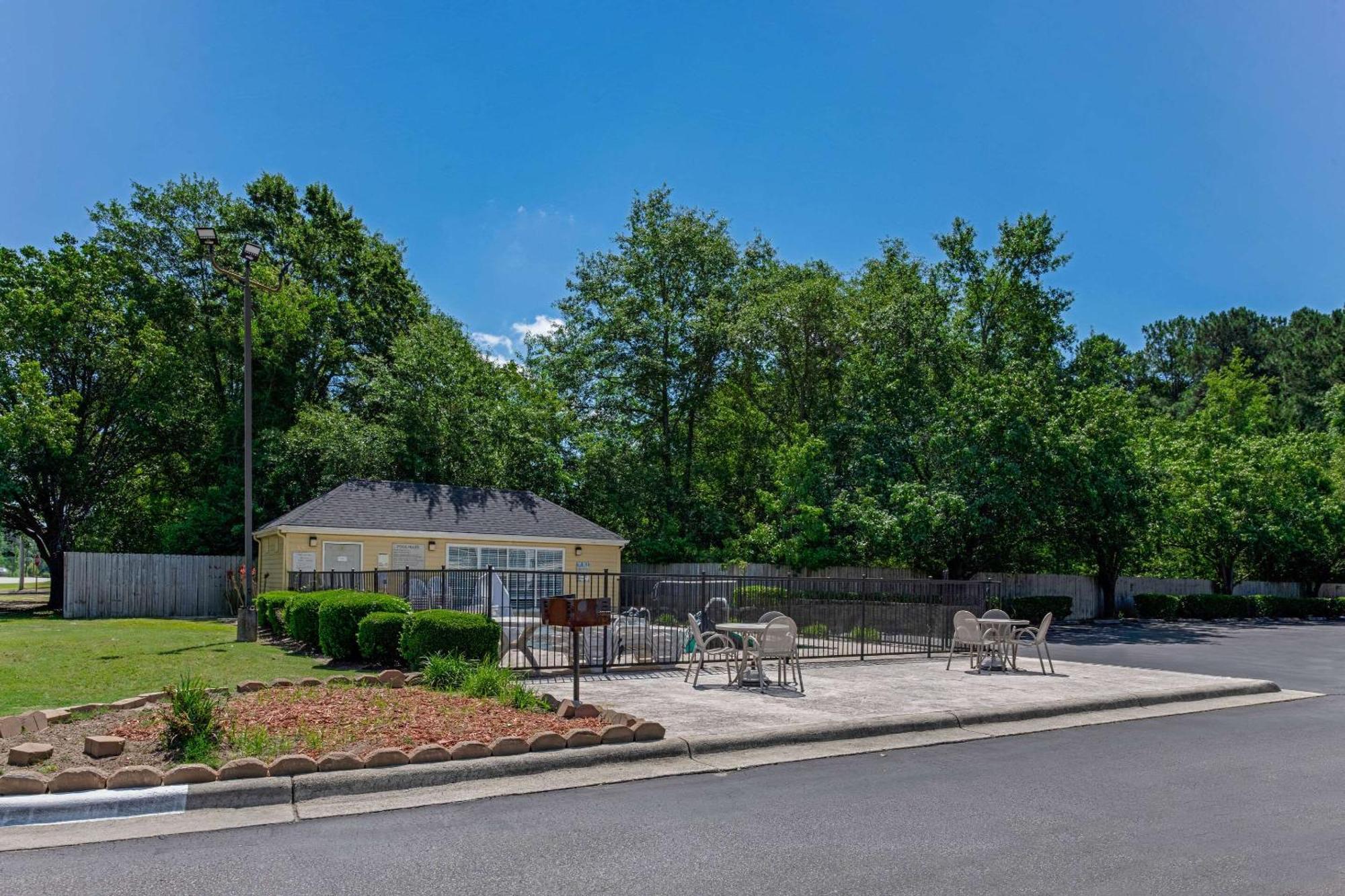 Quality Inn Laurinburg Εξωτερικό φωτογραφία