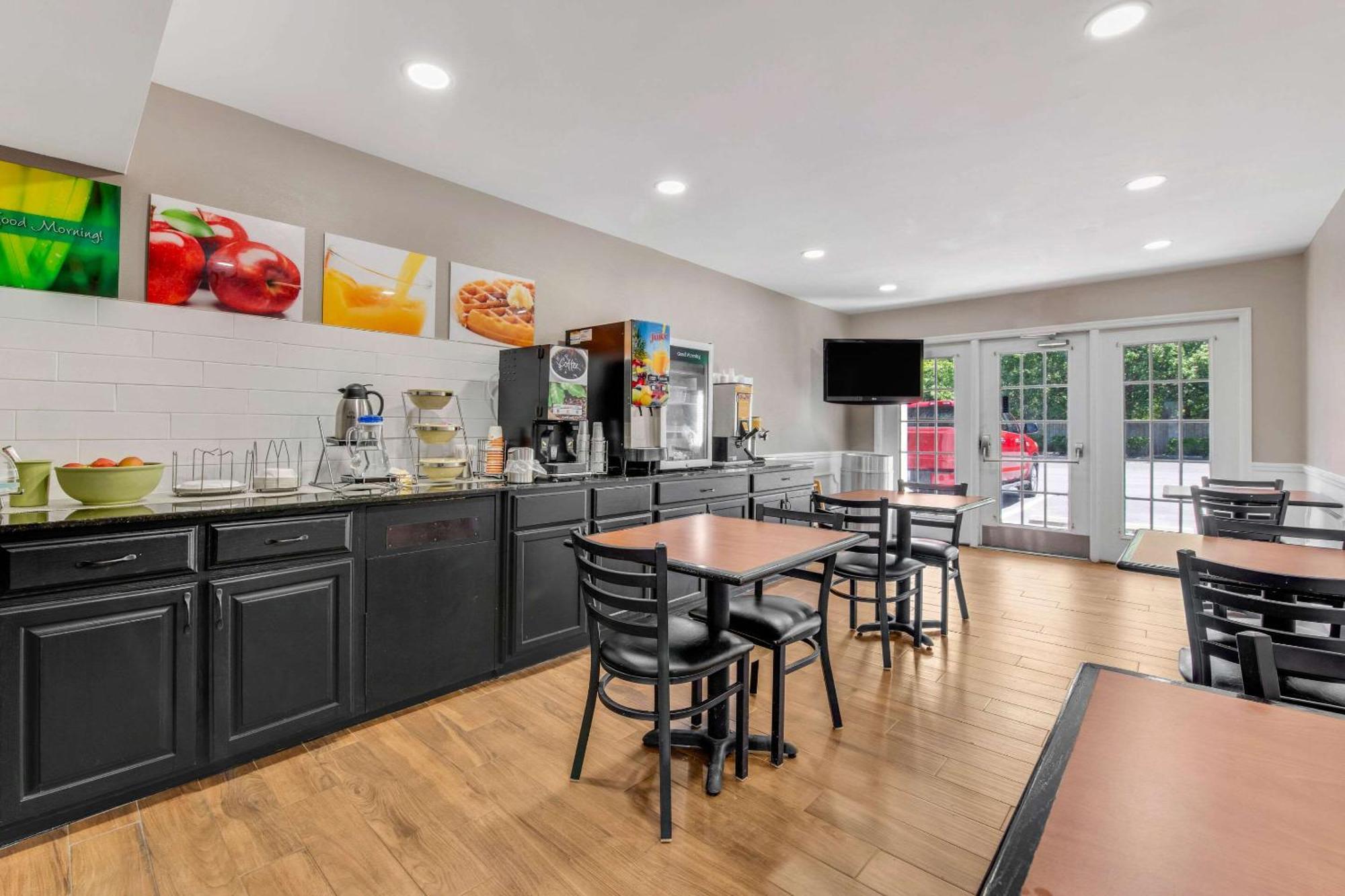Quality Inn Laurinburg Εξωτερικό φωτογραφία