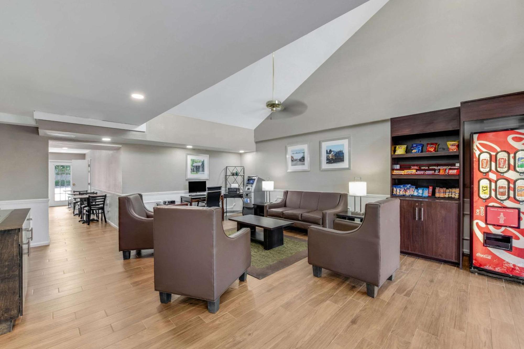 Quality Inn Laurinburg Εξωτερικό φωτογραφία