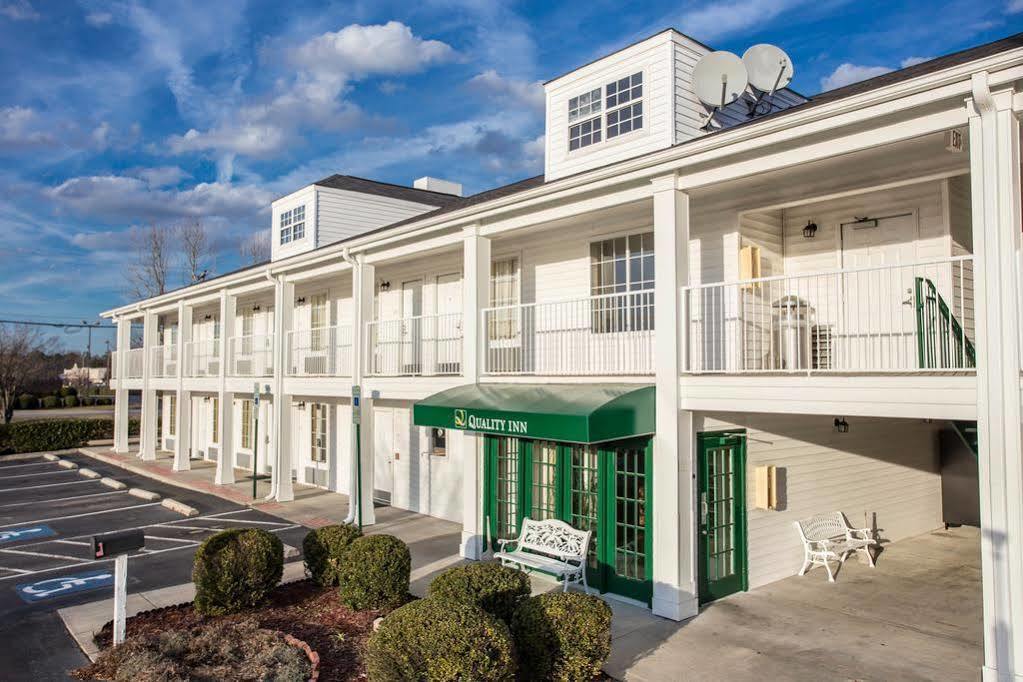 Quality Inn Laurinburg Εξωτερικό φωτογραφία